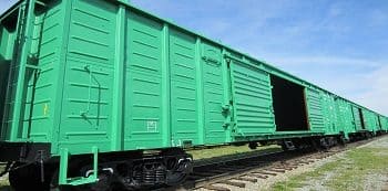 Сколько стоит перевозка грузов по ЖД в крытых вагонах из Волжска